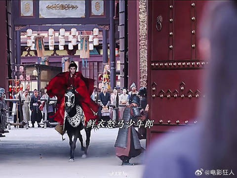 自古红蓝出cp哥控小狗也太可爱了