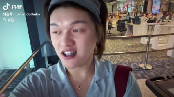 不要在背后蛐蛐人，要骂就光明正大 指着对方鼻子 面对面全开麦，你敢吗？我敢