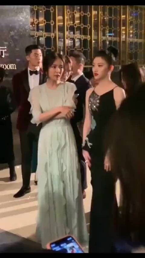 景甜，杨幂同框视频，景甜赢麻了