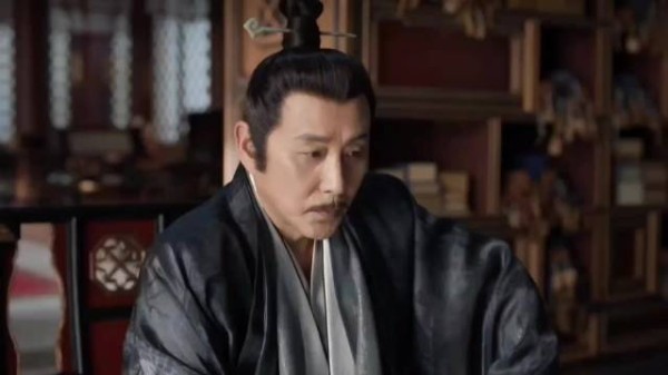 赖明诚杀疯了将参奏矛头对准了庆帝被百官朝臣群去而攻之,赖明诚结局已定!