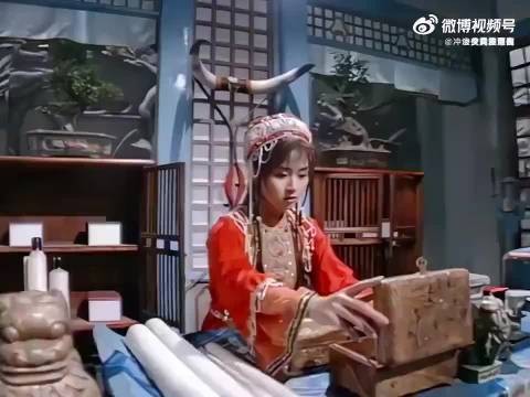 她哭他杀爱妃,万绮雯吕颂贤演绎病娇之美