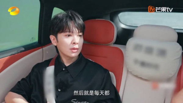 看完这段采访直接想去考古一波，把他沉淀期发的小众作品全翻出来循环一遍