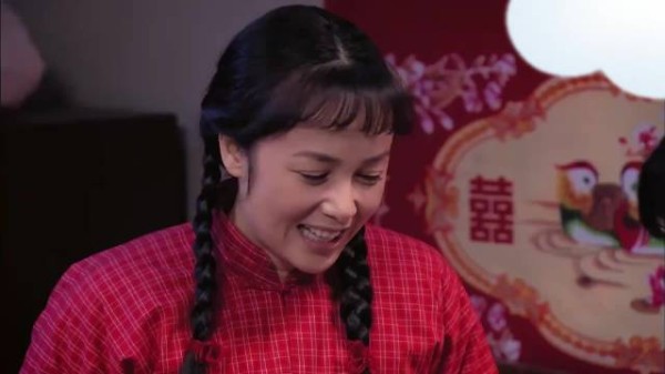 文丽娇羞喊疼,不料听墙角的大庄以为整事,听佟志解释:蒙谁呢!