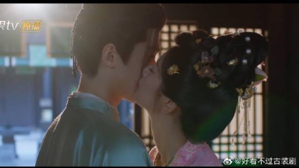 沈知书没了漂亮脸蛋，担心馥之嫌弃自己，馥之霸气用吻安抚