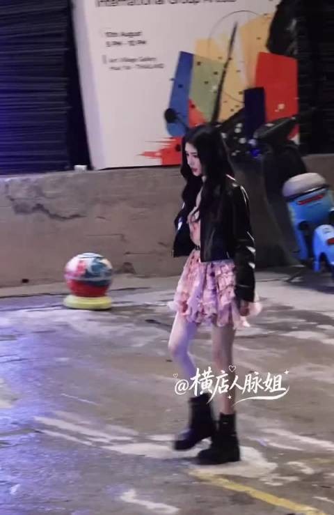 比巴掌先到的是姐姐的香气