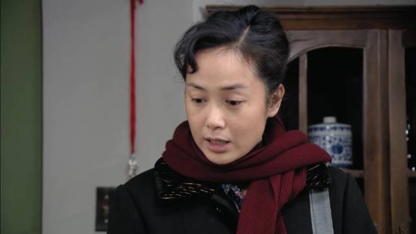 多多一句老太太,文丽肉眼可见的怒了,最怕别人说她老
