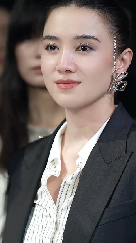朗姿审美不错，宋佳/张柏芝/沈羽洁，三个女明星都很漂亮有气质