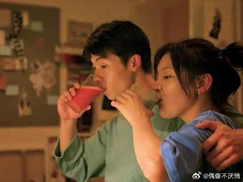 苦瓜汁甜与西瓜汁酸,爱情变迁的味觉隐喻