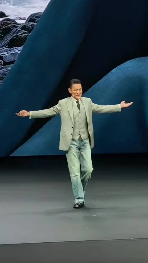 刘德华坦言有年龄焦虑，害怕体能下滑与行业迭代