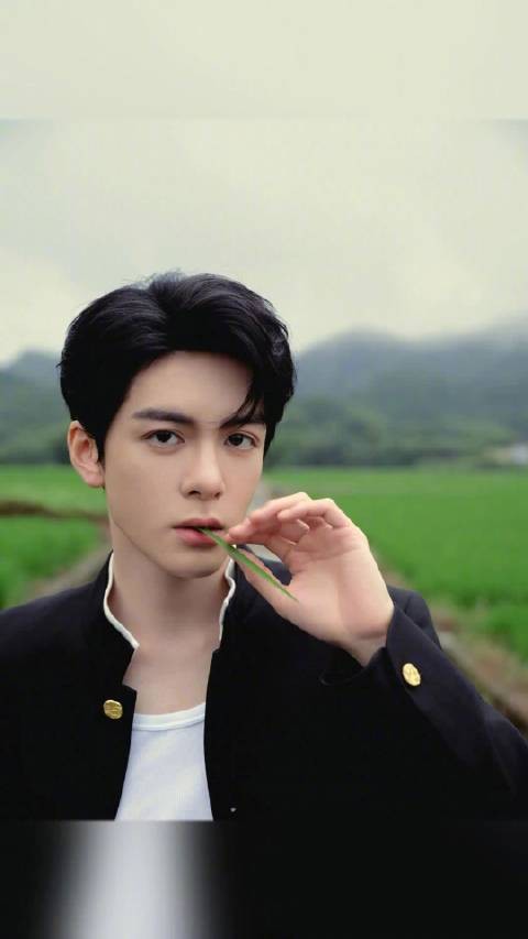 尚雯婕公司诉曾舜晞案10月开庭:尚雯婕公司起诉曾舜晞损害公司利益