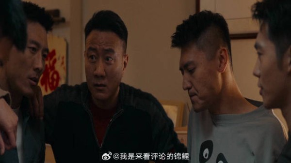 胡军给队友讲飞行糗事 真是太逗了,老一辈的付出!