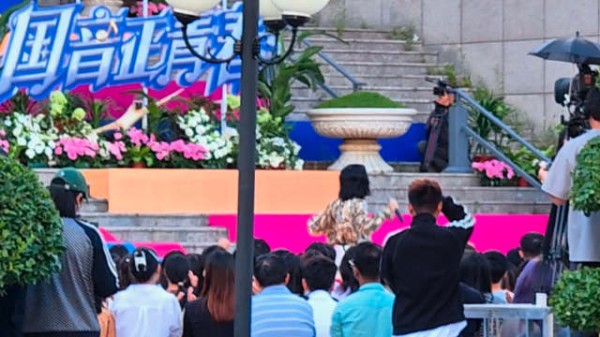 活泼之咪,手舞足蹈之咪,佛漏油哈之咪
