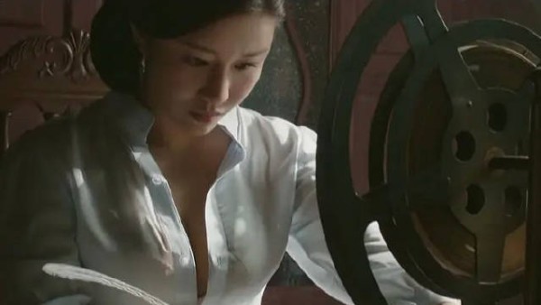 这个女人虽身为安南人，却在为侵略家乡的法国人工作