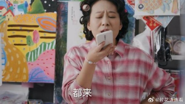 孩子开学就出问题,家长们炸了,在群里疯狂轰炸主任