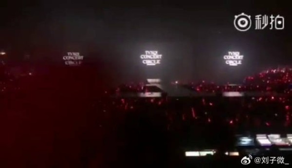 东方神起香港演唱会，热血口哨呈现军训式应援