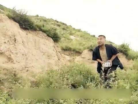 聪明的八路军战士，制造出茶壶地雷 炸的小鬼子人仰马翻