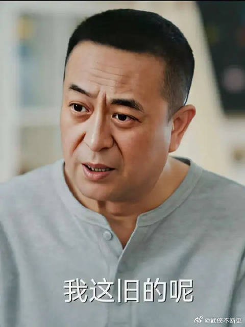 刘向上换新手机,果宁果宝各得新手机