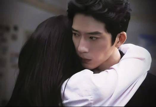 大概是男女主暧昧克制演的贼好，就是这段给我看的哇哇乱叫！