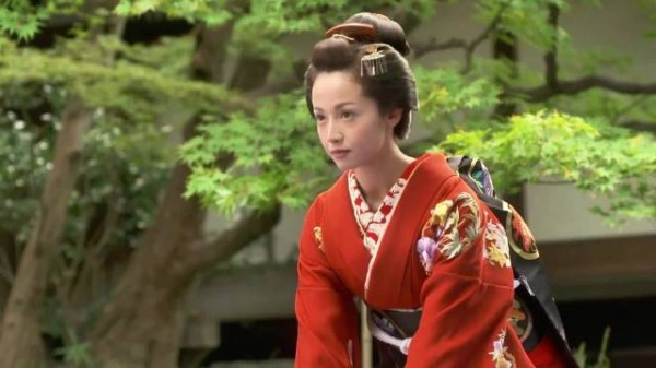 就在姐姐即将被将军封为侧室、一飞冲天之时，妹妹突然出现
