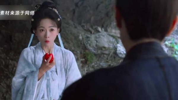 《御庭瑶》这段男女主误食不正经果（实际就是莲雾）拍的好搞笑
