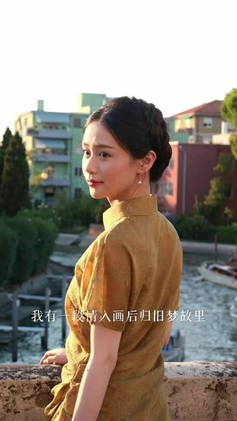 王晓慧素颜无假睫毛,古典美化身引热议