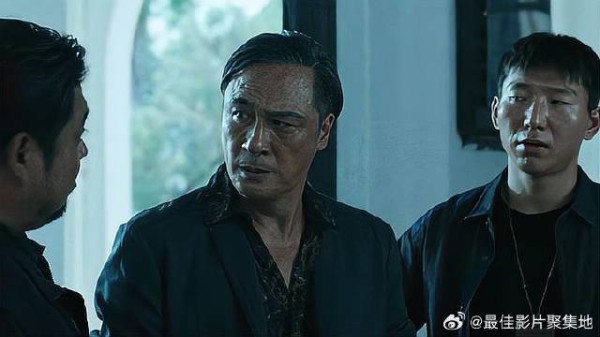 儿子被关监狱 得知他拍到重要证据,立马决定什么!