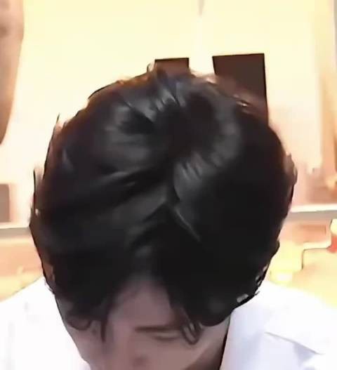 内真没有人随随便便能红,肖战边擦眼泪边干活这股劲干啥都会成功
