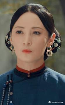 不会做下人,那就让主子教你做人!