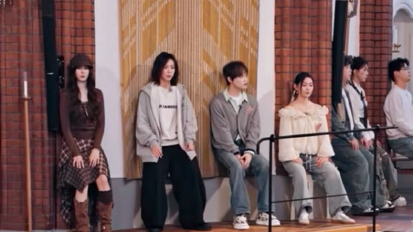 钟钟的声音完全明显 好听