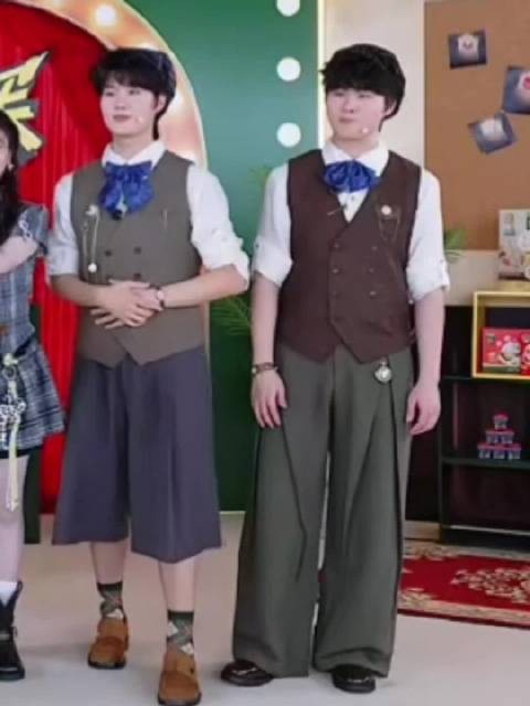 莫名其妙的小学生比身高
