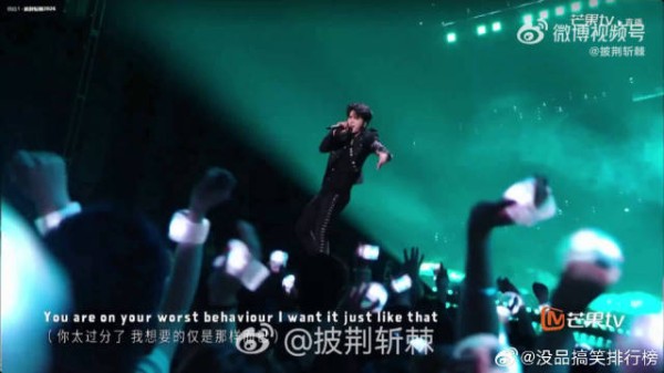看完邵子恒编的团舞,能体会到背后反复打磨,努力都看得见
