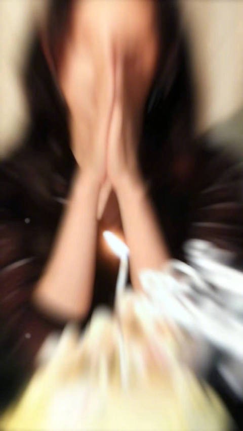 杨幂40岁生日玩梗自称45岁，迪丽热巴晒照送祝福