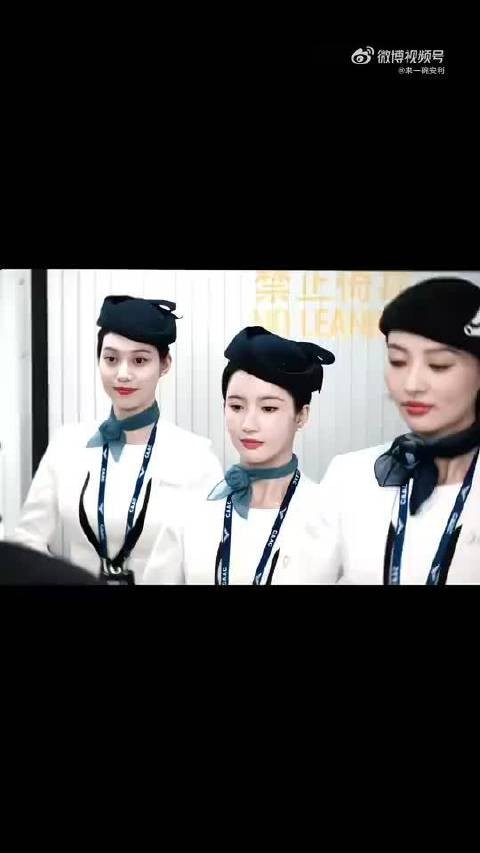 恭喜魏哲鸣迎来了他的熟男最佳赏味期!