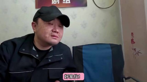 从网红到进狱系顶流！张百乔靠小眼睛杀疯，胡杏儿当场变迷妹