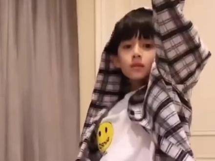昔日稚嫩少年，如今即将迎来成长的崭新篇章！林子烨与火锅的三年之约