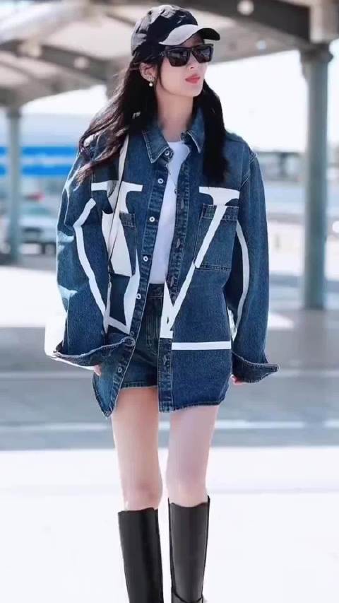 近几年杨紫的妆造都是很漂亮很有气质!非常适合她