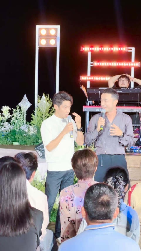 撒贝宁求尼格买提进广告前给眼神,网友赞有趣灵魂