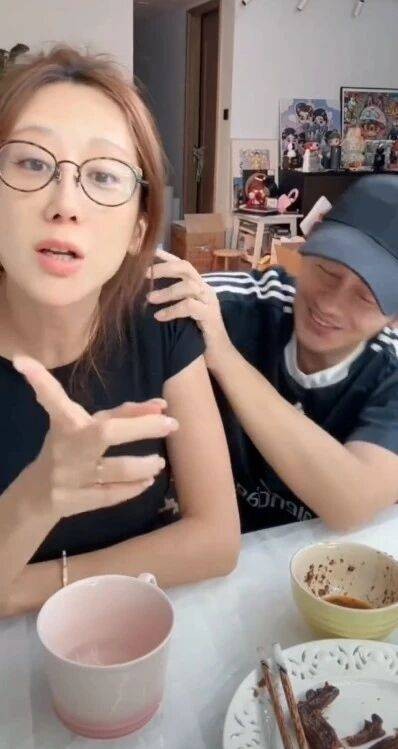 陈浩民妻子突然宣布立遗嘱!5年4次剖腹产,长期失眠担心自己猝死