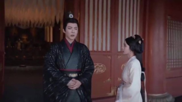 折腰：侯爷看清娥皇真面目，担心小乔以后变心，对方暖心表态