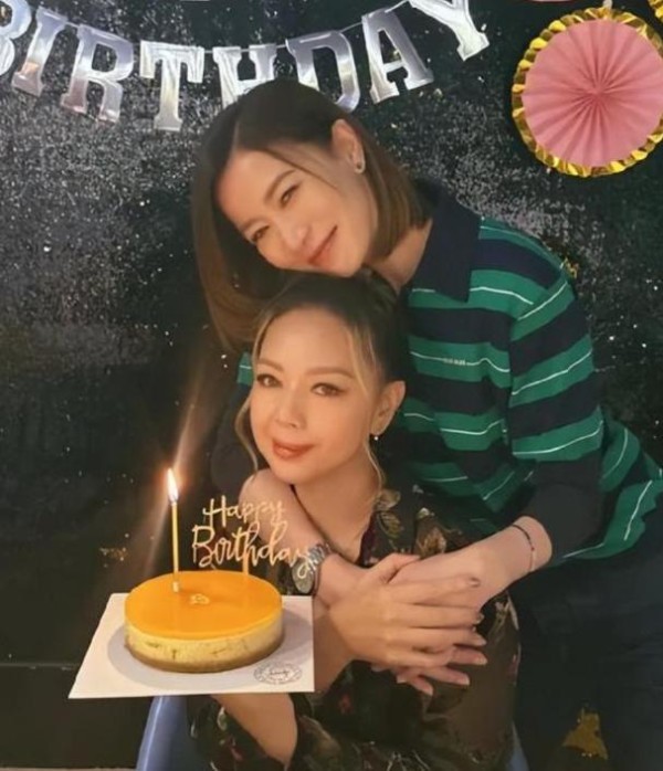 香港知名女星病重入住ICU,多年前已立遗嘱,闺蜜轮番去医院探病