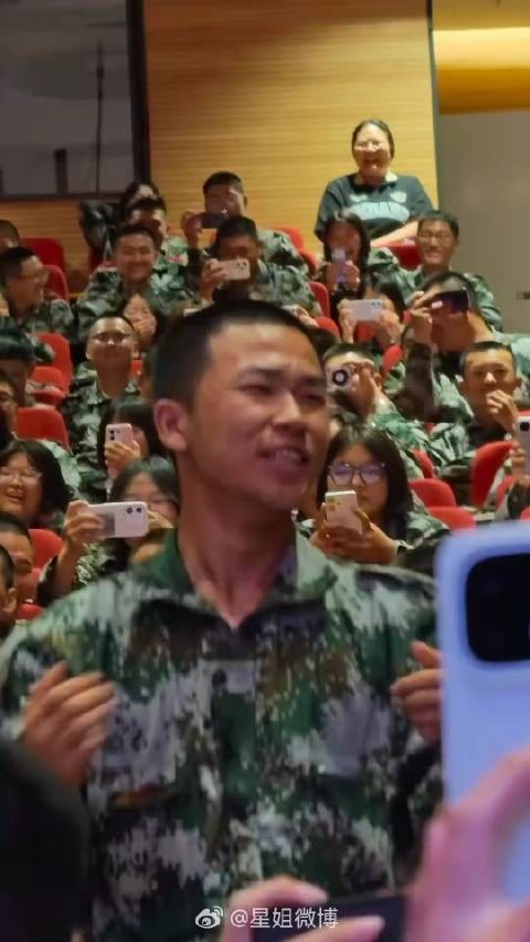 许富华同学,今夜欢愉由你点燃!