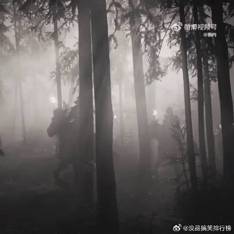 卢昱晓何不同舟渡侧脸海报亮相，2027芒果大剧片单发布