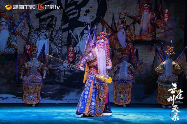 从武丑龙套到梨园宗师：读懂《云雀叫天录》里孟金福的逆袭人生