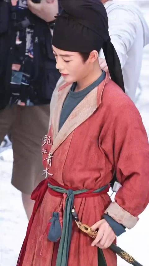 陈丽君祝缨女扮男装英气拉满