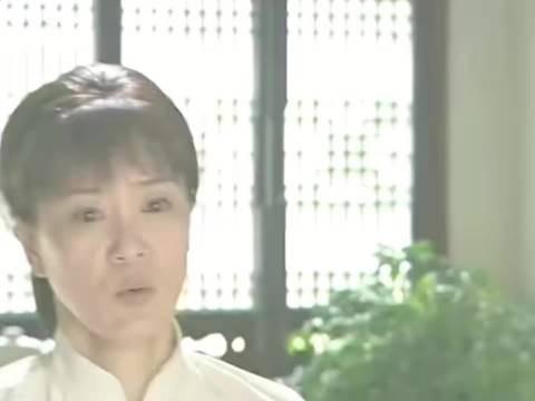 可怜的女人丈夫刚刚去世，就被大伯两口子卖给了别人