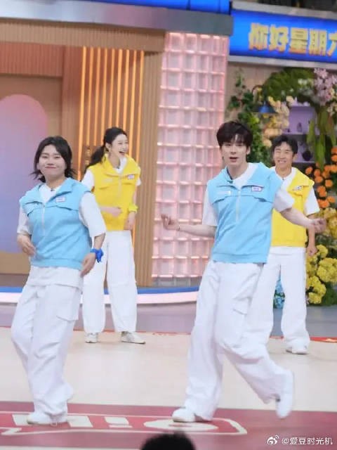 爱情鸟已抵达hi6现场,请注意查收