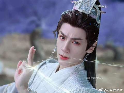 水龙吟,咬琴弦动作,一个敢设计一个敢照做