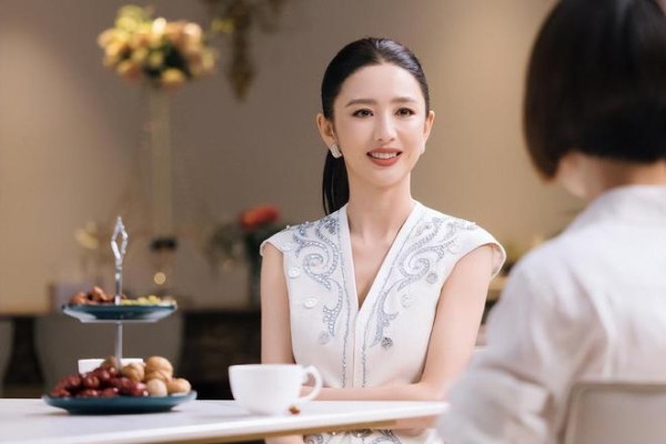 佟丽娅首谈离婚真相,陈思诚没有家暴,儿子至今不知父母离婚!