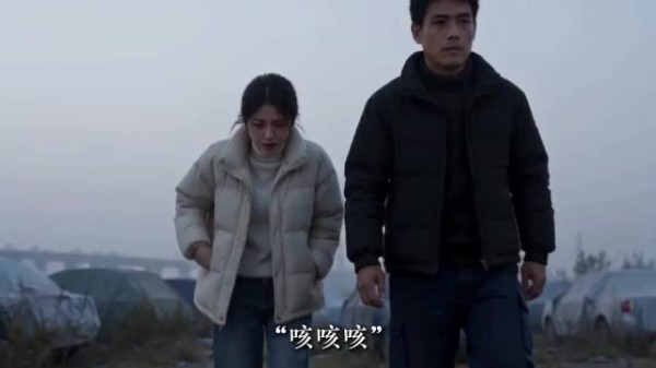 房车齐全孩子却叫不出爸妈，回家过年陌生称呼引共鸣