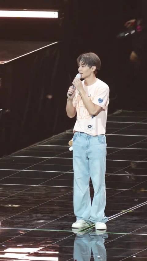 刘宪华琴弓拉出厦门，创意演奏被赞艺术家
